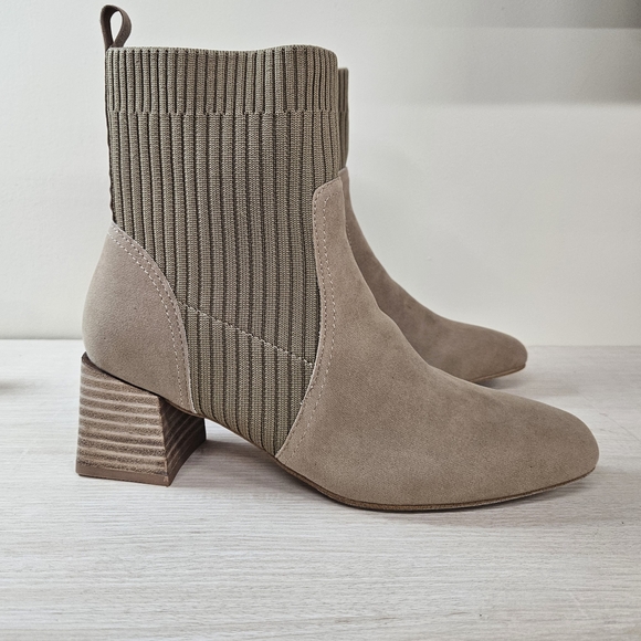 Oasis Society | Geraldine Taupe Sock Bootie with Chunky Heel - Picture 4 of 6